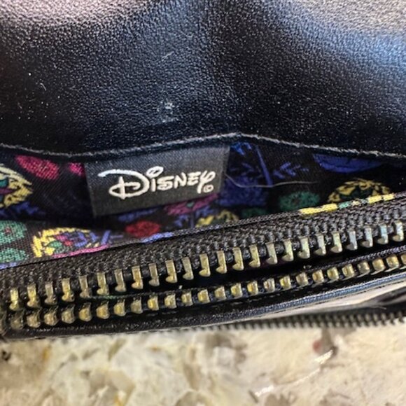 Marc by Marc Jacobs Alice in Wonderland Googly Eye Zip Wallet - Picture 3 of 7